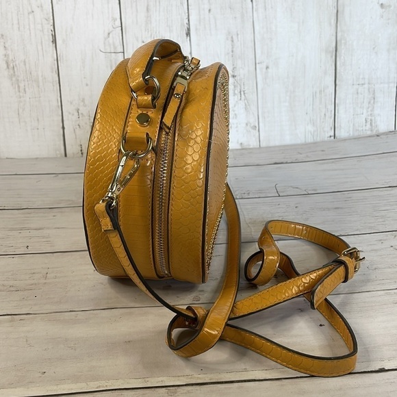 INC International Concepts Butterscotch Faux Reptile Round Crossbody - Picture 4 of 12